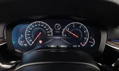 BMW 5-Series 2019, 38297 км, за 20477.14 USD - фото 8