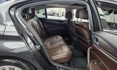 BMW 5-Series 2019, 38297 км, за 20477.14 USD - фото 12