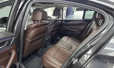 BMW 5-Series 2019, 38297 км, за 20477.14 USD - фото 26