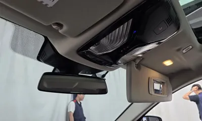 BMW 5-Series 2019, 38297 км, за 20477.14 USD - фото 33