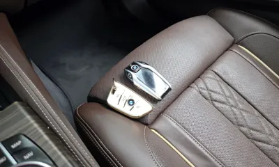 BMW 5-Series 2019, 38297 км, за 20477.14 USD - фото 34