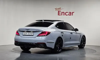 Genesis G70 2019, 102948 км, за 16279.38 USD