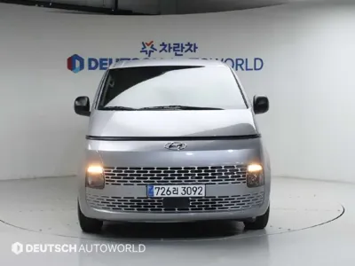 Hyundai Staria 2022, 82323 км, за 15406.61 USD - фото 3