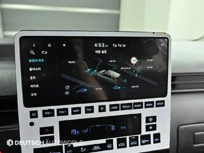 Hyundai Staria 2022, 82323 км, за 15406.61 USD - фото 17
