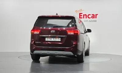 Kia Canival 2018, 123279 км, за 8259 USD