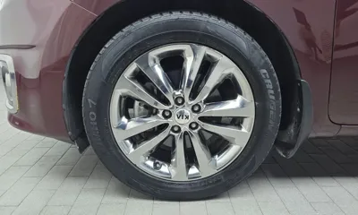 Kia Canival 2018, 123279 км, за 8259 USD