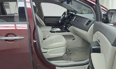 Kia Canival 2018, 123279 км, за 8259 USD - фото 11