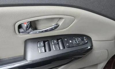 Kia Canival 2018, 123279 км, за 8259 USD - фото 17