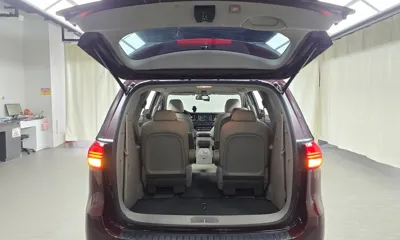 Kia Canival 2018, 123279 км, за 8259 USD - фото 20