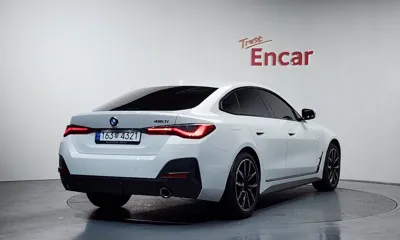 BMW 4-Series 2023, 4281 км, за 30076.7 USD
