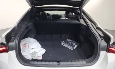 BMW 4-Series 2023, 4281 км, за 30076.7 USD - фото 20