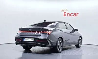 Hyundai Avante 2025, 11820 км, за 16068.19 USD