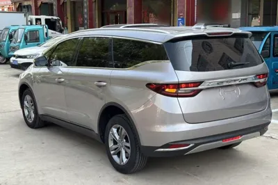 Geely Auto Jiajie 2022, 66800 км, за 9412 USD