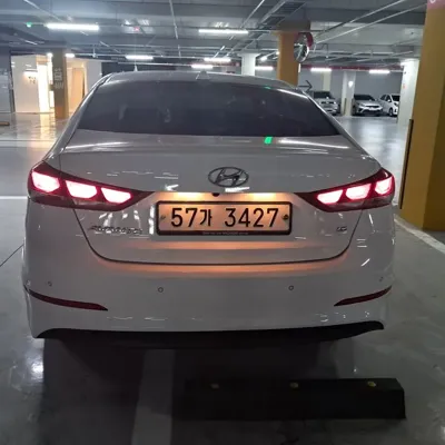 Hyundai Avante 2018, 108399 км, за 6557.7 USD