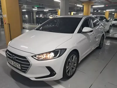 Hyundai Avante 2018, 108399 км, за 6557.7 USD - фото 7
