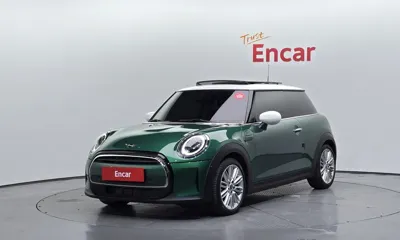 MINI Cooper · 2023 год