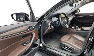 BMW 5-Series 2018, 96875 км, за 14900.88 USD - фото 10