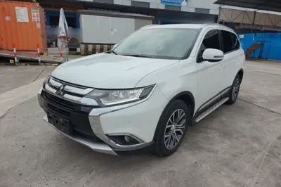 Mitsubishi Outlander · 2018 год