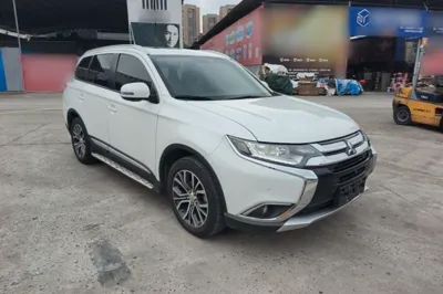 Mitsubishi Outlander 2018, 117400 км, за 8769 USD - фото 3