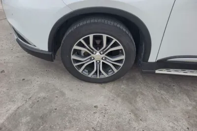 Mitsubishi Outlander 2018, 117400 км, за 8769 USD - фото 10
