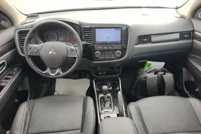 Mitsubishi Outlander 2018, 117400 км, за 8769 USD - фото 12