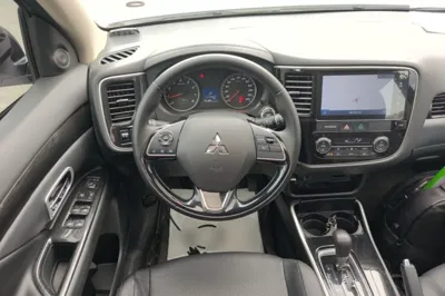 Mitsubishi Outlander 2018, 117400 км, за 8769 USD - фото 13