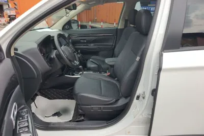 Mitsubishi Outlander 2018, 117400 км, за 8769 USD - фото 17