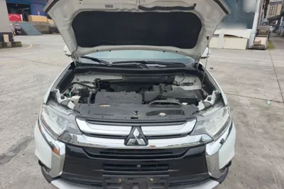Mitsubishi Outlander 2018, 117400 км, за 8769 USD - фото 24
