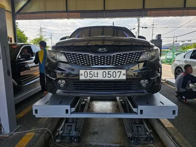 Kia K5 · 2016 год