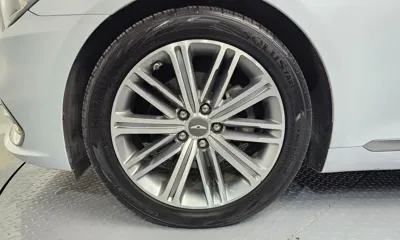 Genesis G80 2017, 145277 км, за 11562.6 USD