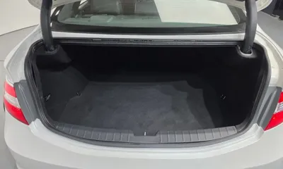 Hyundai Grandeur 2015, 75464 км, за 4889.33 USD - фото 20