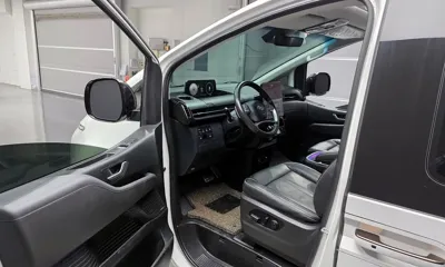 Hyundai Staria 2022, 53299 км, за 28807.92 USD - фото 10