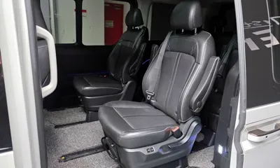 Hyundai Staria 2022, 53299 км, за 28807.92 USD - фото 11