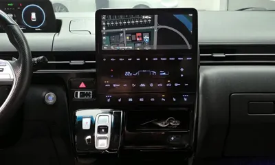 Hyundai Staria 2022, 53299 км, за 28807.92 USD - фото 19