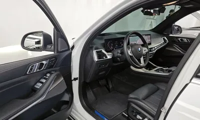 BMW X7 2025, 9697 км, за 78166.02 USD - фото 10