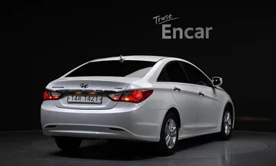 Hyundai Sonata 2012, 138731 км, за 2730.29 USD - фото 2