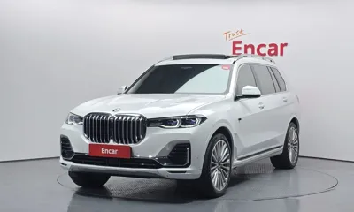 BMW X7 · 2021 год