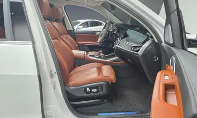 BMW X7 2021, 18101 км, за 58394.62 USD - фото 10