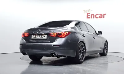 Infiniti Q50 2014, 218394 км, за 2615.89 USD