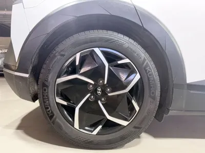 Hyundai Ioniq5 2023, 284856 км, за 11059.08 USD