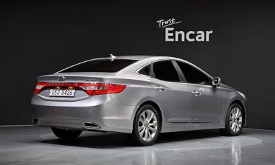 Hyundai Grandeur 2012, 182648 км, за 2595.63 USD