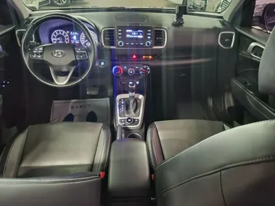 Hyundai Venue 2020, 73000 км, за 8962.67 USD - фото 7