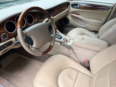 Jaguar XJ-8 2002, 156000 км, за 21662.07 USD - фото 6