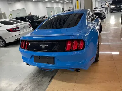 Ford Mustang 2017, 46000 км, за 8543.67 USD