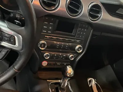 Ford Mustang 2017, 46000 км, за 8543.67 USD - фото 12