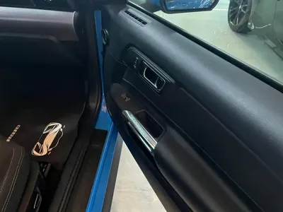 Ford Mustang 2017, 46000 км, за 8543.67 USD - фото 13