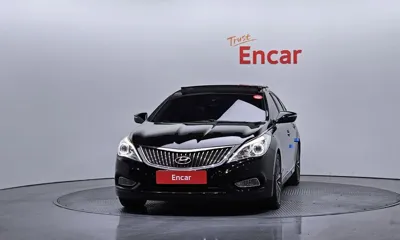 Hyundai Grandeur 2014, 157780 км, за 4288.07 USD