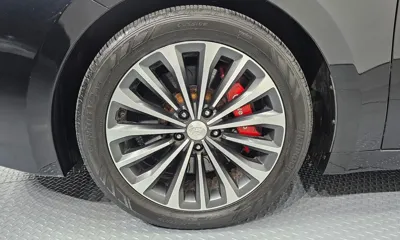 Hyundai Grandeur 2014, 157780 км, за 4288.07 USD
