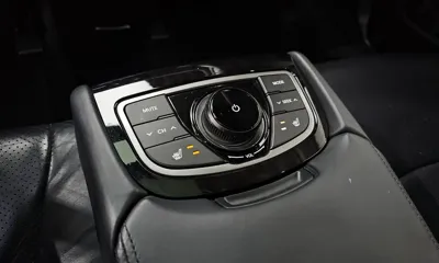 Hyundai Grandeur 2014, 157780 км, за 4260.21 USD - фото 18