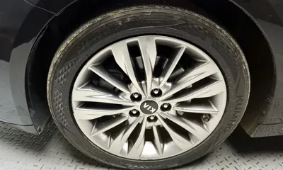 Kia K5 2020, 105649 км, за 9051.87 USD